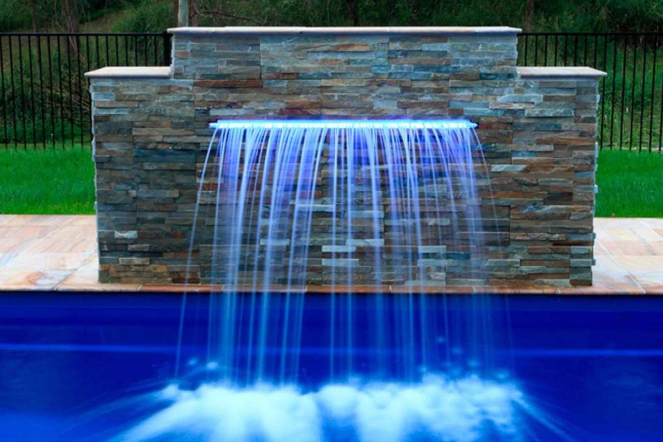 20 Piscinas Modernas Con Cascadas Artificiales PISCINAS CASA 20 Piscinas Modernas Con Cascadas Artificiales PISCINAS CASA